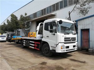 东风天锦一拖二清障车
