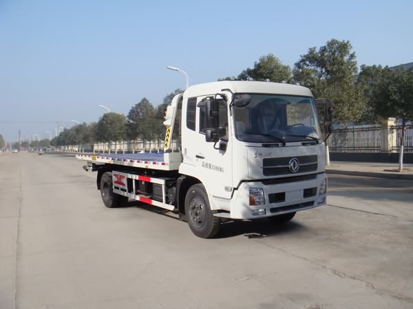 东风天锦一拖三清障车
